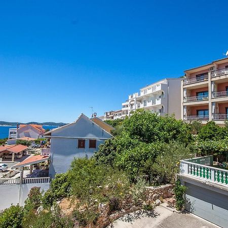 Apartments Rosanda Пакоштане Екстер'єр фото