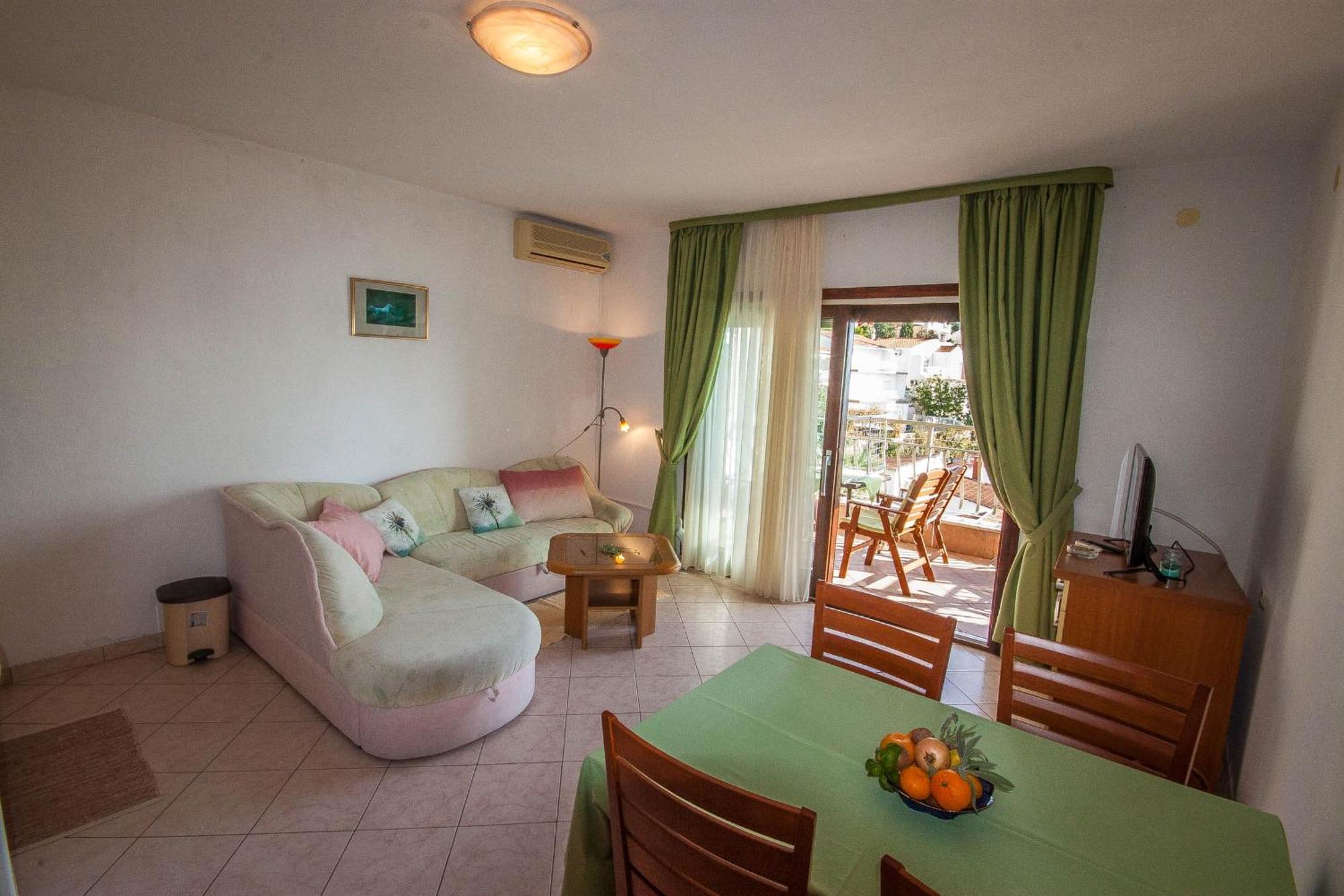 Apartments Rosanda Пакоштане Екстер'єр фото